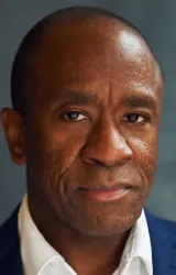 Лусиан Мсамати